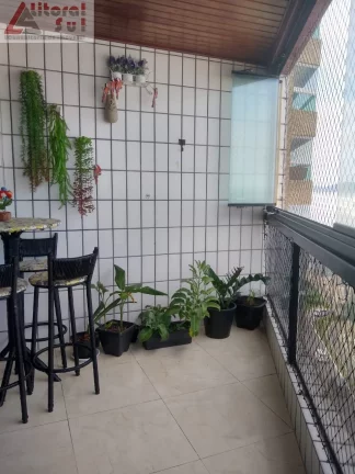 Imagem Oportunidade única! Apartamento de 3 quartos na Guilhermina, Praia Grande-SP, com 163m² e vaga de garagem. Venha conferir!