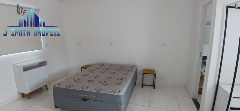 Imagem STÚDIO 24m²,PRONTO PARA USO.FOGÃO,MICRO-ONDAS,CAMA,BANHEIRO. COMPLETO!!