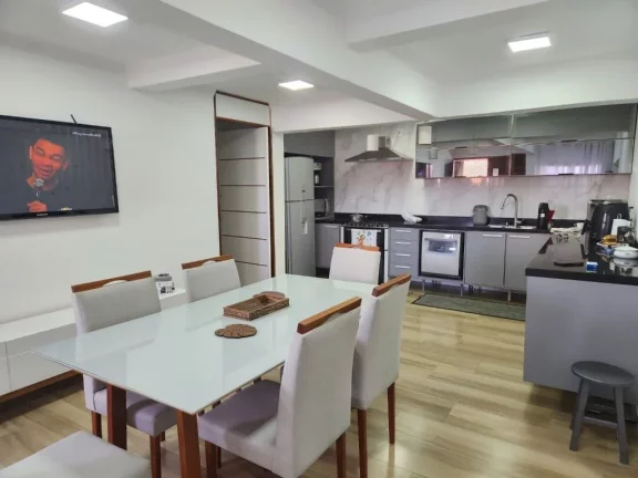 Imagem Casa com 3 dormitórios à venda, 220 m² por R$ 630.000,00 - Vila Suissa - Mogi das Cruzes/SP