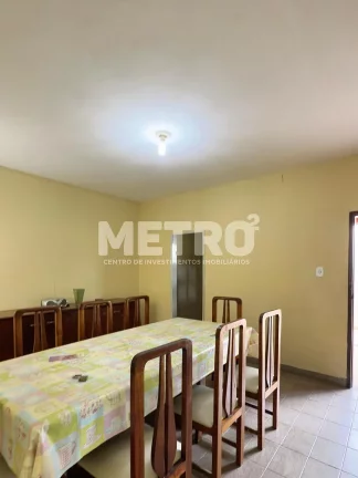 Imagem Casa à venda no Bairro Cohab Massangano com 3 quartos, PETROLINA - PE