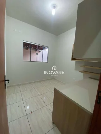 Imagem Casa com 3 dormitórios à venda, 82 m² por R$ 380.000,00 - Jardim Bandeirantes - Itumbiara/GO