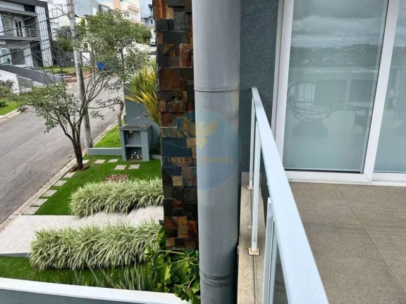 Imagem Casa em Condomínio a Venda no bairro Granja Viana - Cotia, SP