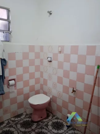 Imagem CASA TERREA À VENDA COM 2 DORMITÓRIOS E 3 VAGAS NA VILA DAS MERCES !!