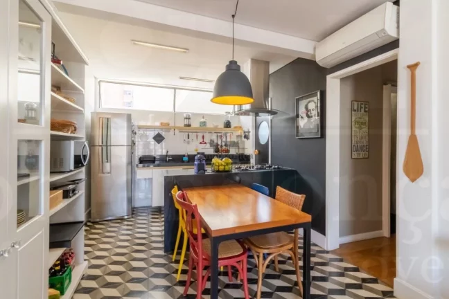Imagem Apartamento Reformado na Martinico Prado com 2 quartos em 88m2.