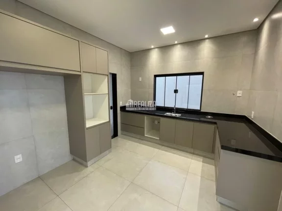 Imagem Casa de Alto Padrão à Venda no Jardim do Lago, Uberaba