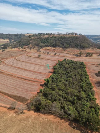 Imagem Fazenda a venda com 32.9 alqueires próxima a Franca/SP (Entre Cristais Paulista e Claraval)