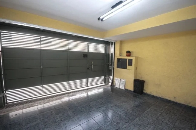 Imagem Lindo Sobrado na Vila Formosa, com 3 dorm, 2 suítes, são 3 pavimentos, com terraço e 2 vagas de garagem.