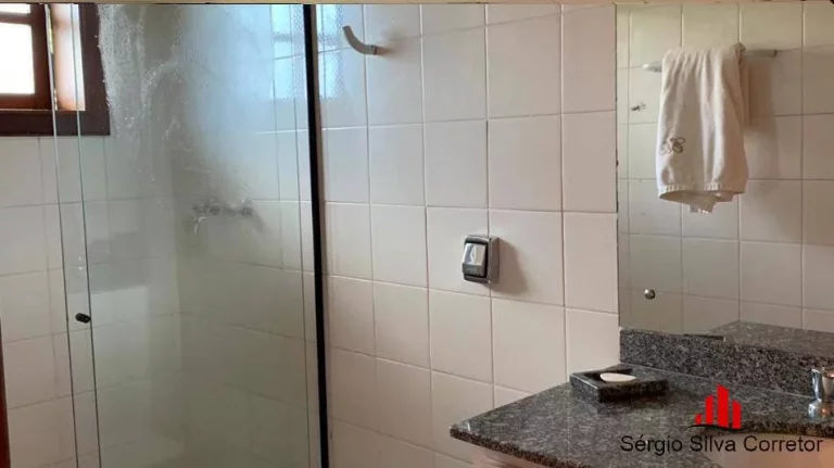 Imagem Casa com 5 dormitórios à Venda em Condomínio Fechado por R$ 6.500,00 m².