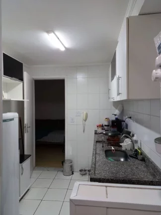 Imagem Apartamento com 2 dormitórios para alugar, 50 m² por R$ 1.942/mês - Parque Erasmo Assunção - Santo André/SP