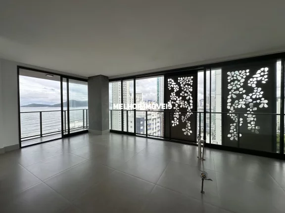 Imagem Apartamento Alto Padrão á venda com 3 suítes, 2 vagas andar alto com vista mar em Balneário Camboriú