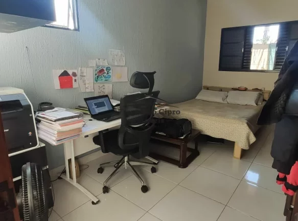 Imagem Casa à venda no bairro Jardim Esperança - Guaratinguetá/SP
