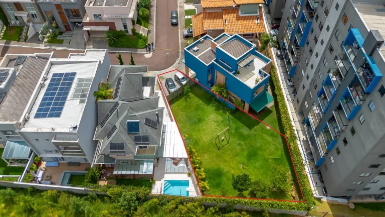 Imagem Terreno em condominio Bairro Campo Comprido