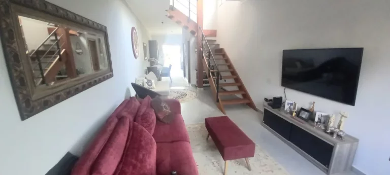 Imagem Casa à venda em Alvinópolis  3 suítes e quintal | Atibaia