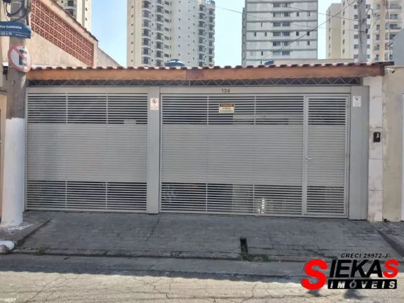 Imagem Casa à venda no Tatuapé, São Paulo-SP, com 3 quartos, 1 sala, 3 vagas de garagem e 155m² !