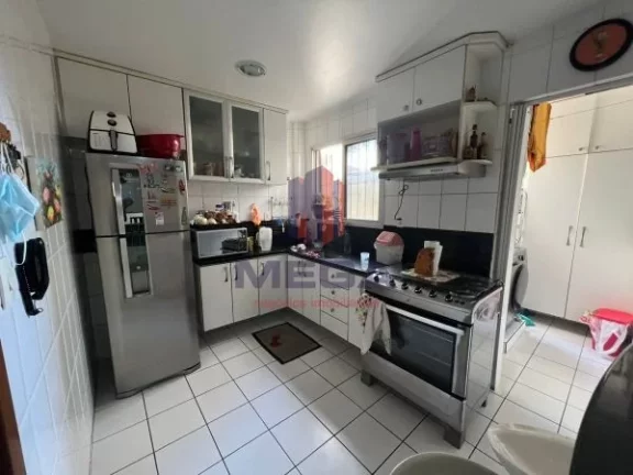 Apartamento de 2 quartos espaçoso em Itapoa, a 3 quadras do mar, e perto de tudo. Garagem coberta. ...