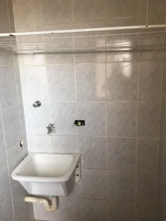 Imagem Excelente apartamento para locação com ótima localização, 2 dormitórios sendo 1 com armário e...