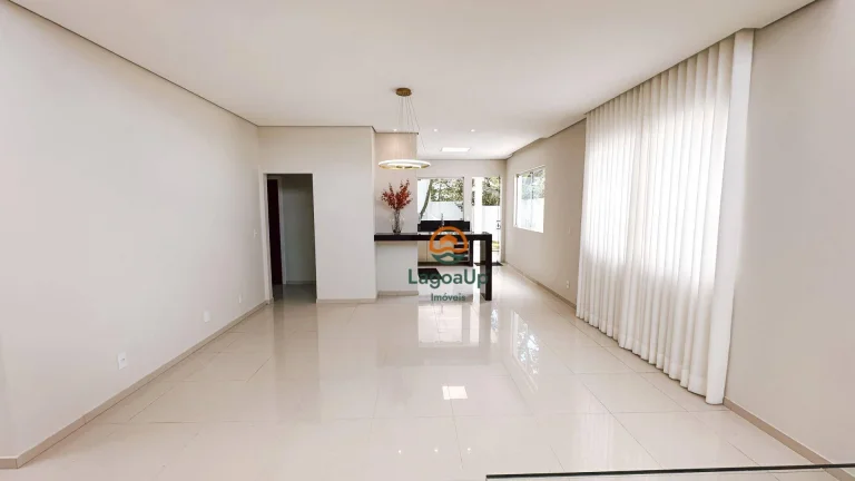 Imagem Casa com 4 dormitórios à venda, 200 m² por R$ 1.690.000 - Joana Darc - Lagoa Santa/MG