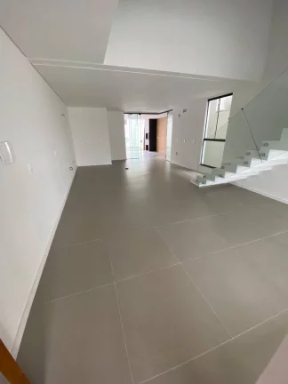 Imagem Geminado Sobrado Bairro Floresta com 3 suítes
