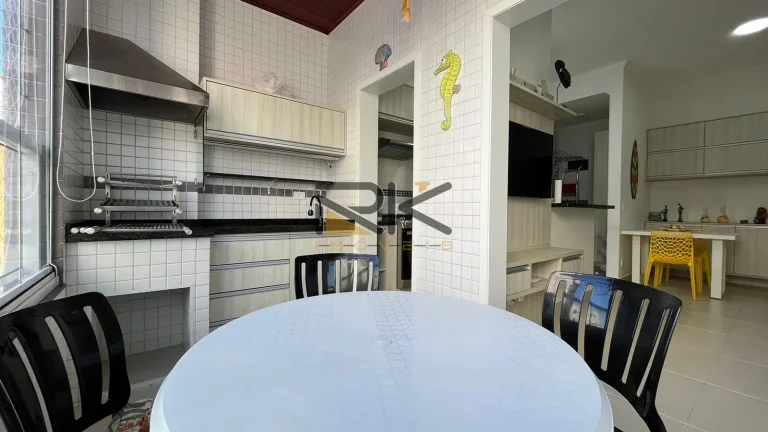 Imagem APARTAMENTO NAS TONINHAS com 2 dormitórios sendo 1 suíte,2 vagas de garagem,varanda gourmet com churrasqueira,sala 2 ambientes