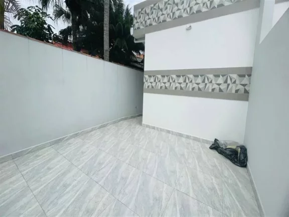 Imagem Casa com 2 dormitórios à venda, 50 m² por R$ 460.000 - Jardim Real - Praia Grande/SP