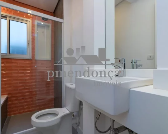 Imagem Apartamento reformado em Pinheiros Living para 02 ambientes, 02 quartos sendo 1 suíte, wc social , ...