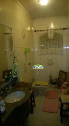 Imagem Casa com 4 Quartos à Venda, 454 m² em Vila Galvão - Guarulhos