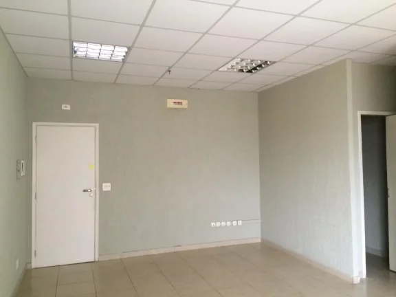 Imagem Sala Comercial para Venda em São Caetano do Sul / SP no bairro Santa Paula