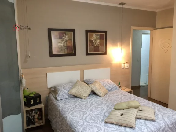 Imagem CASA ASSOBRADADA COM 3 DORMITÓRIOS PARA VENDA, AO LADO DO LARGO DA VILA ZELINA. 2 VAGAS DE GARAGEM, QUINTAL, CHURRASQUEIRA. A 12 MINUTOS A PÉ DO METRÔ