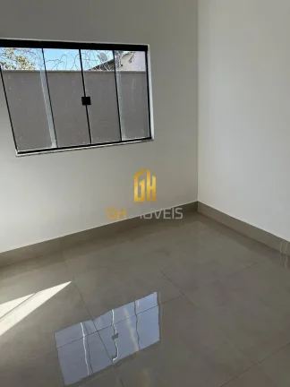Imagem A casa possui 

- 3 quartos sendo 1 suíte 
- Sala 
- Cozinha 
- Banheiro social 
- Área Gurmet 
- ...