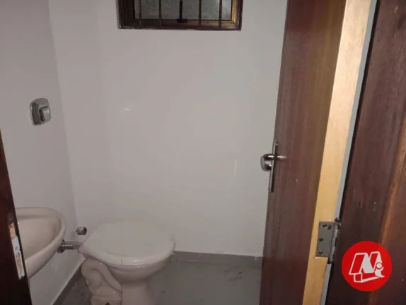 Imagem Sala comercial na Felipe Neri com área externa