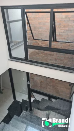 Imagem Sobrado à Venda na Vila Tolstói sendo 165M²