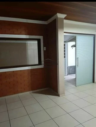 Imagem Casa à venda no bairro Parque Santa Clara - Guaratinguetá/SP