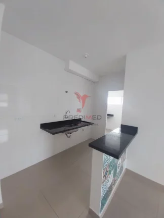 Imagem ...lt;br...gt;Apartamento a venda com 2 quartos sendo 1 su...iacute;te com blindex, sala, cozinha, b...