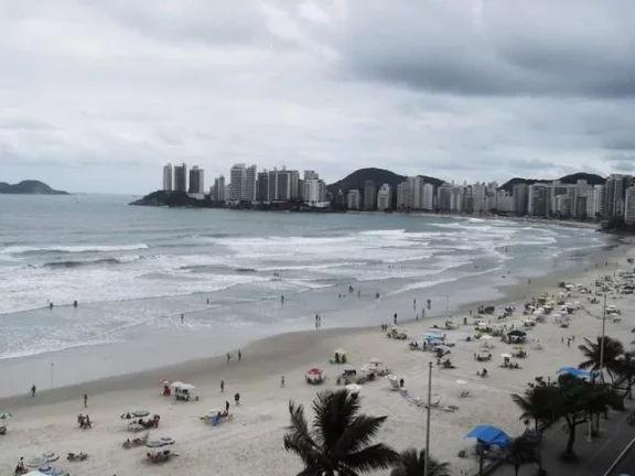 Imagem Praia de Pitangueiras, Frente total para o Mar, Garagem no Prédio, Alto Padrão, Ótimo Lazer, Centrinho a 1 Quadra do Shopping !!