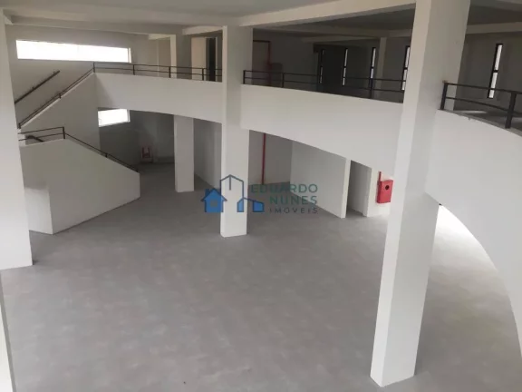 Imagem EXCELENTE PRÉDIO COMERCIAL NA FLORESTA