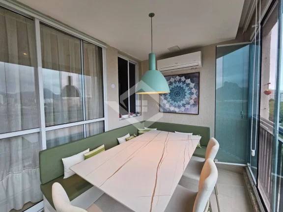 Imagem Apartamento Majestic Elegante – 4 suítes, 166m², Sol Poente, Vista Livre