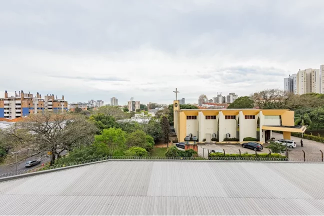 Imagem Apartamento à venda no bairro Passo da Areia - Porto Alegre/RS