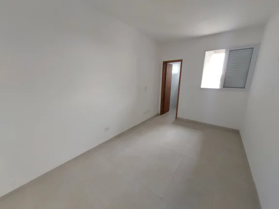 Imagem Ótimo apartamento frente rua com ótima metragem no Itaguá !