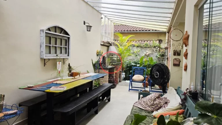 Imagem CASA TÉRREA DENTRO DE RESIDENCIAL , COM QUINTAL EM L, COM PISCINA, AREA GOURMET, COM 130 MT DE AREA CONSTRUÍDA