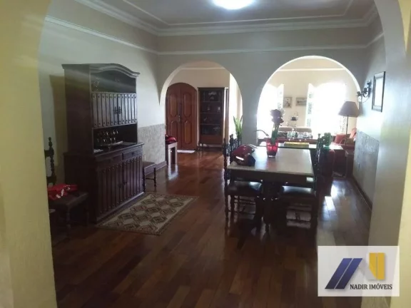 Casa com 3 Quartos para Alugar, 200 m² em Fátima Ii - Pouso Alegre
