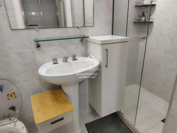 Imagem Apartamento reformado, andar alto e preço baixo com vista total Pitangueiras: 3 quartos, 1 suíte, 2 salas, 3 banheiros, 1 vaga, 130m²!
