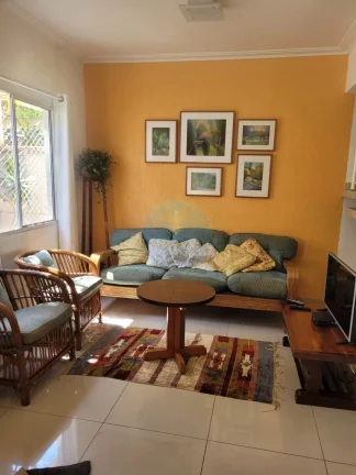 Imagem Casa junto ao Parque Cemucam e o Melhor da Granja Viana