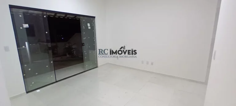 Imagem Casa a Venda no bairro Rio do Ouro - São Gonçalo, RJ