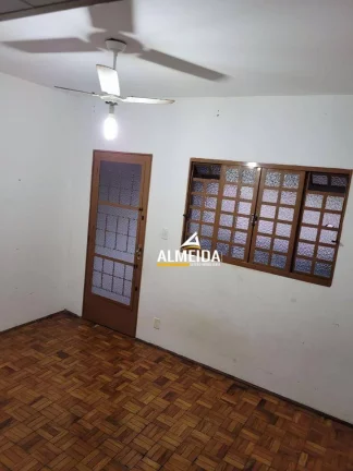 Imagem Casa com 2 dormitórios à venda, 85 m² por R$ 300.000,00 - Vila Paulista - Rio Claro/SP
