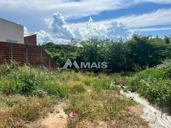 Imagem Terreno de 241,03 m² - Vila dos Eucaliptos em Salto - SP PRONTO PARA CONSTRUIR Ótima Localização, fácil acesso para Rodovia Santos Dumont Lote Misto (Comercial ou Residencial)