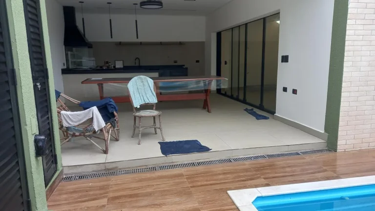 Imagem Casa para Venda em Itanhaém, Satelite, 4 dormitórios, 3 suítes, 4 banheiros, 3 vagas