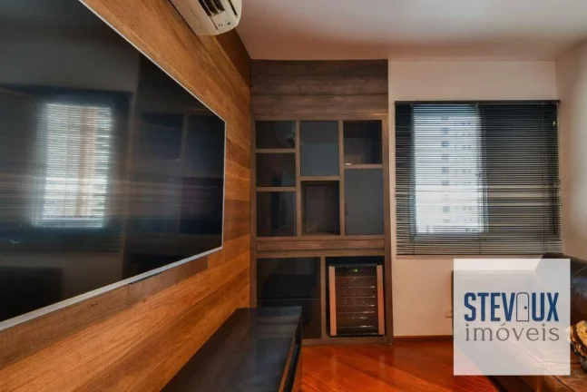 Imagem Apartamento reformado e mobiliado a venda em Moema !