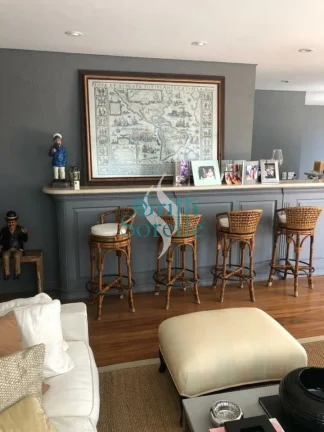 Imagem Cobertura Duplex à Venda em Moema - São Paulo/SP.