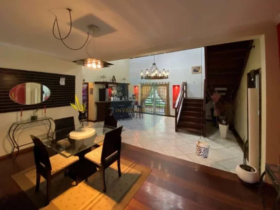 Imagem Casa - Aluguel no bairro Granja Viana - Carapicuíba, SP