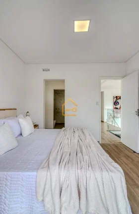 Imagem Casa sobrado 3 dormitórios(3 suítes), 2 vagas, Cond. Vereda dos Campos, SJC